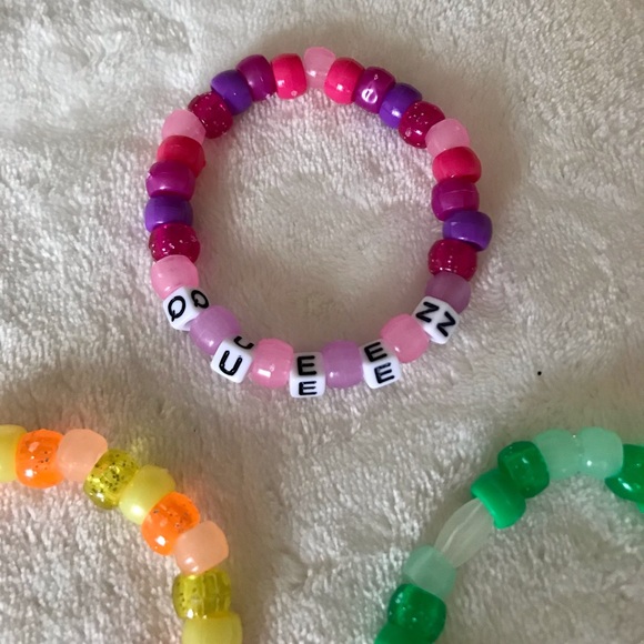 3-Pack Rave Kandi💜🤍💛 - Picture 2 of 4